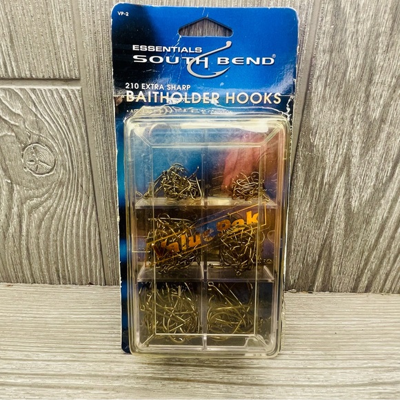 SouthBend 210 Piece Value Pack Assorted Bait Fishing Hook Kit hooks - Picture 2 of 8